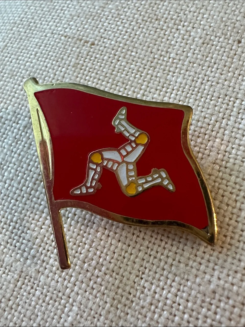 Flag of the Isle of Man Triskelion Lapel Pin